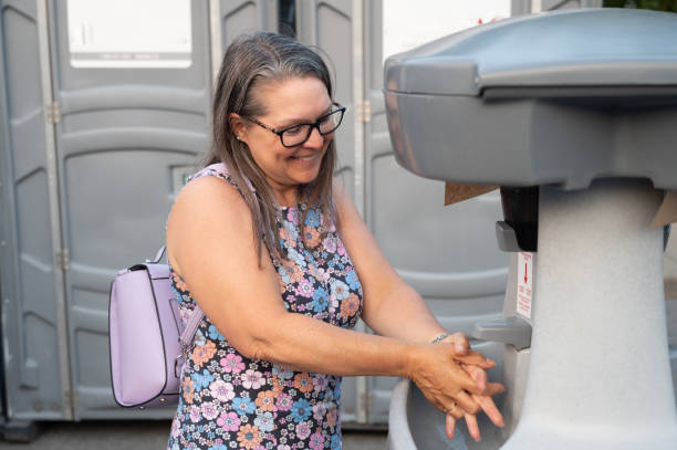 Portable Toilet Options We Offer in Brookmont, MD